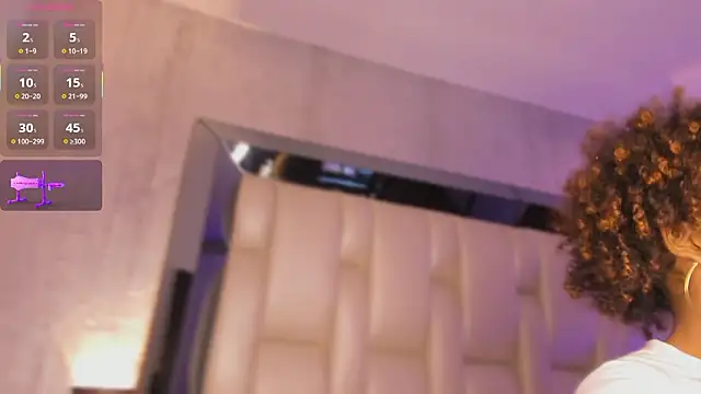 Snapshot of _CurlyGirl_ chatting on 01/15/26, 09:29 CurlyGirl online show from 01/15/26, 09:29