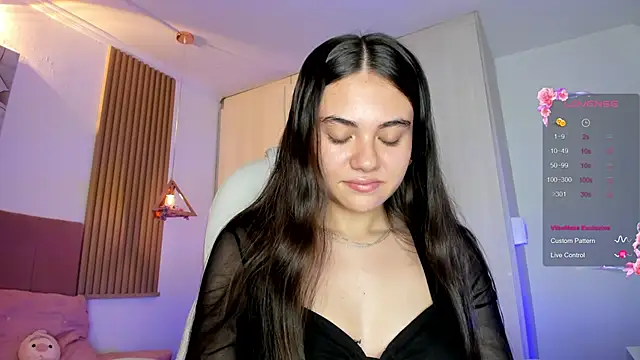 mia nevaeh online show from 05/07/26, 08:36