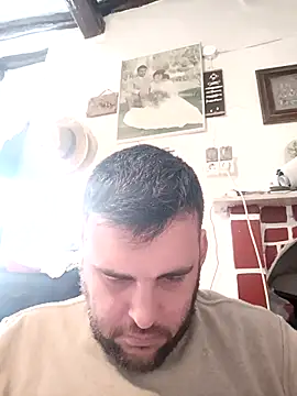 Snapshot of rmp292 chatting on 03/21/25, 02:29 rmp292 online show from 03/21/25, 02:29