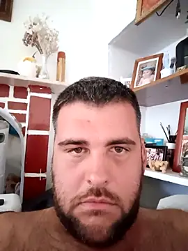 Snapshot of rmp292 chatting on 10/18/25, 02:29 rmp292 online show from 10/18/25, 02:29