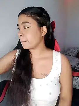 Snapshot of Fanny_Klean chatting on 03/08/25, 02:01 Fanny Klean online show from 03/08/25, 02:01