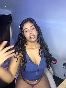 Snapshot of Fanny_Klean chatting on 10/10/25, 06:01 Fanny Klean online show from 10/10/25, 06:01