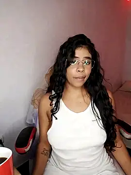 Snapshot of Fanny_Klean chatting on 10/29/25, 04:59 Fanny Klean online show from 10/29/25, 04:59