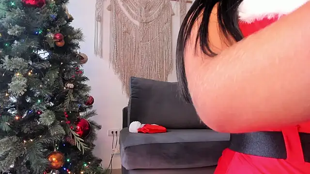 molly cams8 online show from 12/24/24, 12:55