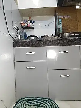 Snapshot of Manpreet_kaur21 chatting on 11/14/25, 06:56 Manpreet kaur21 online show from 11/14/25, 06:56