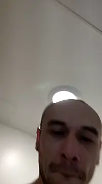 Snapshot of gabelove369 chatting on 12/24/24, 03:27 gabelove369 online show from 12/24/24, 03:27