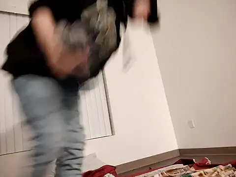 Snapshot of gabelove369 chatting on 12/25/24, 09:24 gabelove369 online show from 12/25/24, 09:24