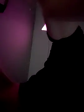 Snapshot of gabelove369 chatting on 12/29/24, 07:39 gabelove369 online show from 12/29/24, 07:39