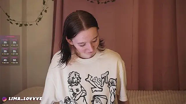 Snapshot of LimaLexxx chatting on 11/17/25, 05:52 LimaLexxx online show from 11/17/25, 05:52