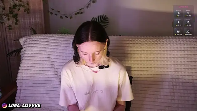 Snapshot of LimaLexxx chatting on 12/19/25, 05:20 LimaLexxx online show from 12/19/25, 05:20