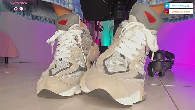 charlotte  grey online show from 09/08/25, 07:57