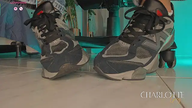 charlotte  grey online show from 01/14/26, 08:36