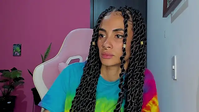 Juanadearco5 online show from 12/20/24, 01:25