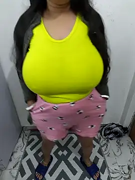 Snapshot of hot_bhabi_kolkata chatting on 12/09/24, 10:43 hot bhabi kolkata online show from 12/09/24, 10:43