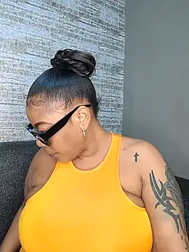 Snapshot of ExclusiveLeexx chatting on 03/01/25, 09:18 ExclusiveLeexx online show from 03/01/25, 09:18