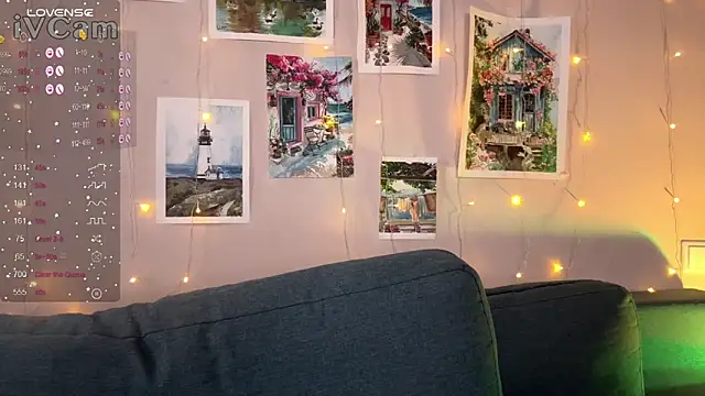 Snapshot of CarolineLovers chatting on 02/07/25, 01:15 CarolineLovers online show from 02/07/25, 01:15