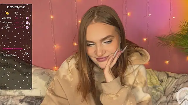 Snapshot of CarolineLovers chatting on 02/22/25, 10:31 CarolineLovers online show from 02/22/25, 10:31