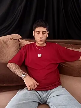 arenn1997 online show from 10/28/25, 12:09