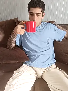 arenn1997 online show from 02/19/26, 12:12