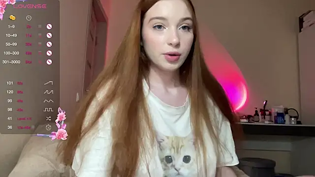 Snapshot of cinnabon_girls chatting on 02/05/25, 10:33 cinnabon girls online show from 02/05/25, 10:33