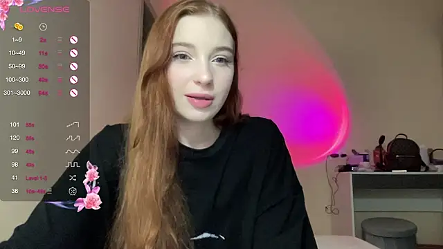 Snapshot of cinnabon_girls chatting on 02/20/25, 06:46 cinnabon girls online show from 02/20/25, 06:46
