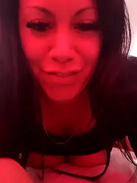 Snapshot of daaibaby1 chatting on 11/05/25, 11:43 daaibaby1 online show from 11/05/25, 11:43