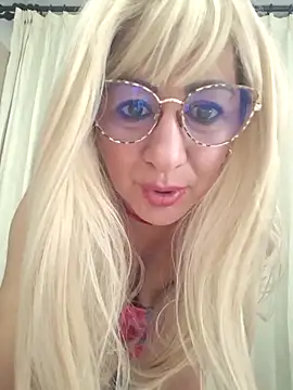 viollett 28 online show from 04/06/26, 11:27