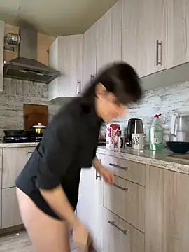 ZhenjaPoledance online show from 02/03/25, 11:20