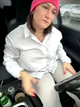 ZhenjaPoledance online show from 11/17/25, 08:31