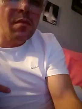 Vinyboy69 online show from 11/15/25, 09:32