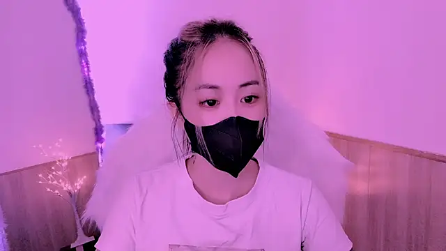 Snapshot of witch-39 chatting on 03/23/25, 05:32 witch-39 online show from 03/23/25, 05:32