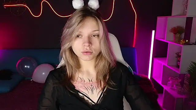 LitaBrom online show from 12/20/24, 01:14