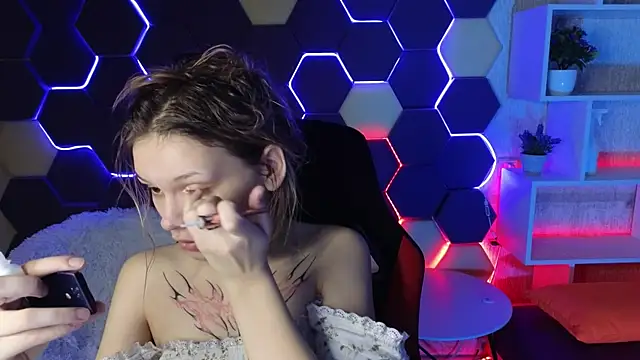 LitaBrom online show from 01/18/25, 08:31