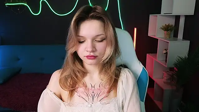 LitaBrom online show from 02/05/25, 04:16