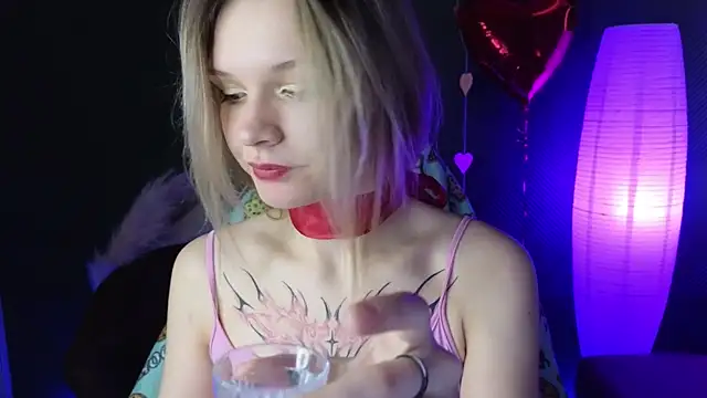 LitaBrom online show from 02/14/25, 04:15