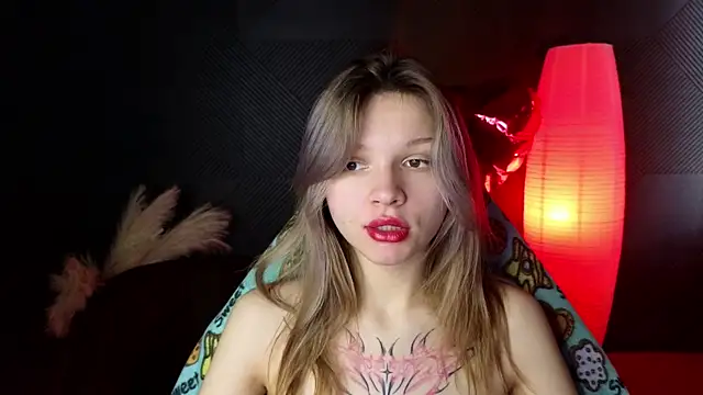 LitaBrom online show from 03/02/25, 04:28