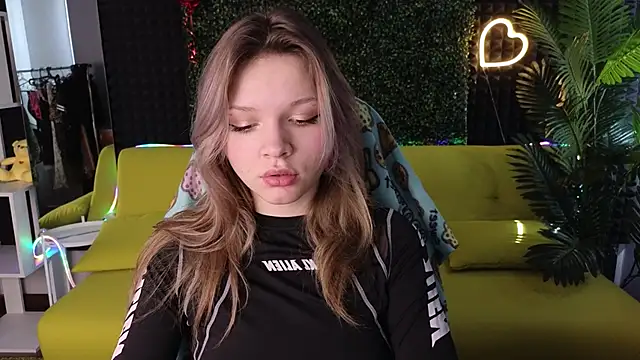 LitaBrom online show from 03/03/25, 08:05