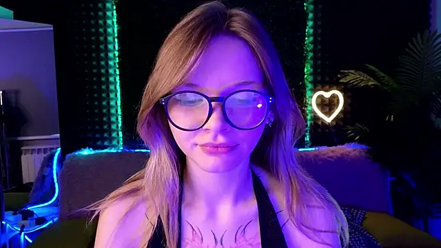 LitaBrom online show from 10/07/25, 02:09