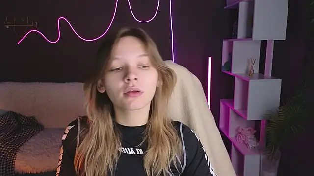 LitaBrom online show from 10/10/25, 08:13