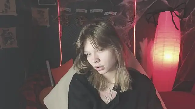 LitaBrom online show from 10/20/25, 01:39