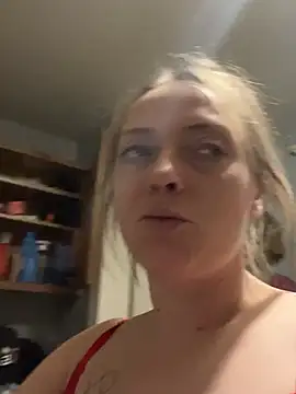 Snapshot of lezbean24 chatting on 02/03/26, 02:53 lezbean24 online show from 02/03/26, 02:53