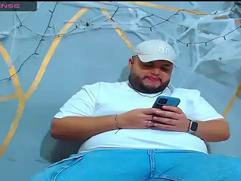 damian chubby online show from 10/24/25, 12:52