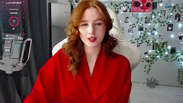 Snapshot of Meow_babe chatting on 01/07/25, 10:01 Meow babe online show from 01/07/25, 10:01