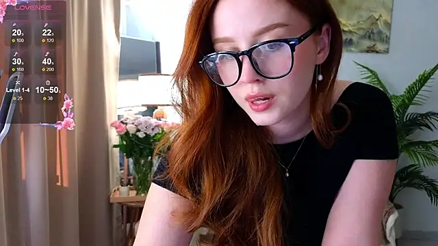 Snapshot of Meow_babe chatting on 10/01/25, 11:05 Meow babe online show from 10/01/25, 11:05
