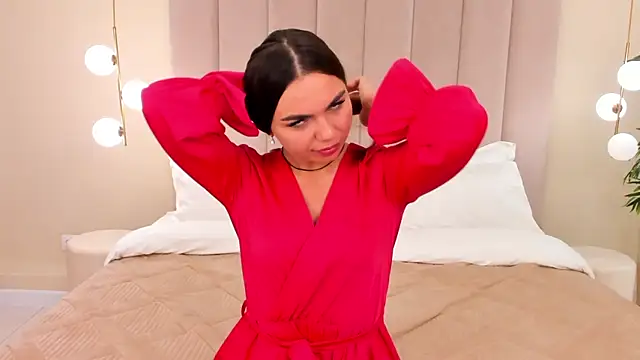 CamillaLarson online show from 02/18/25, 09:10