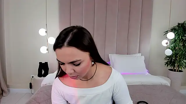 CamillaLarson online show from 02/24/25, 03:02