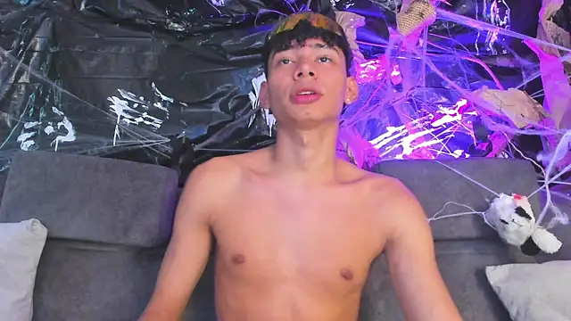 Snapshot of Daviid_laidd chatting on 10/30/25, 08:42 Daviid laidd online show from 10/30/25, 08:42