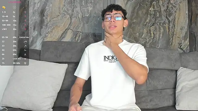 Snapshot of Daviid_laidd chatting on 11/04/25, 07:57 Daviid laidd online show from 11/04/25, 07:57