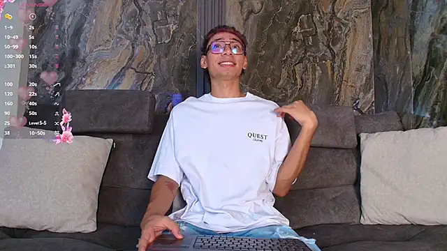 Snapshot of Daviid_laidd chatting on 02/19/26, 08:16 Daviid laidd online show from 02/19/26, 08:16