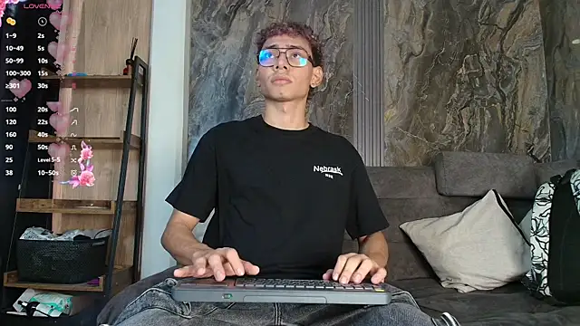 Snapshot of Daviid_laidd chatting on 02/20/26, 07:47 Daviid laidd online show from 02/20/26, 07:47